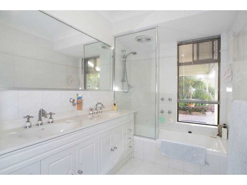 14 Reach Place, Huntingdale WA 6110