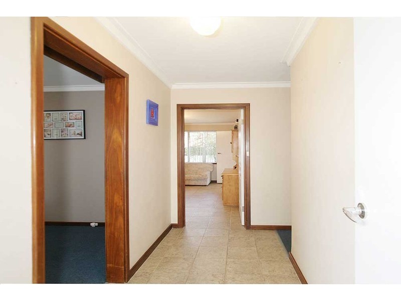 11 Cardington Way, Huntingdale WA 6110