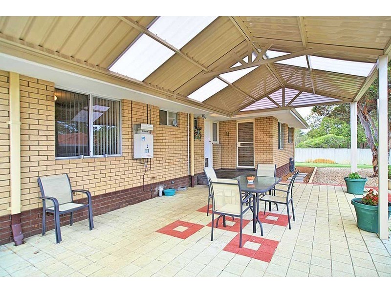 11 Cardington Way, Huntingdale WA 6110