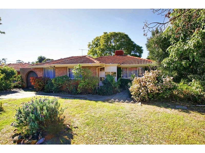 6 Meyrick Way, Langford WA 6147