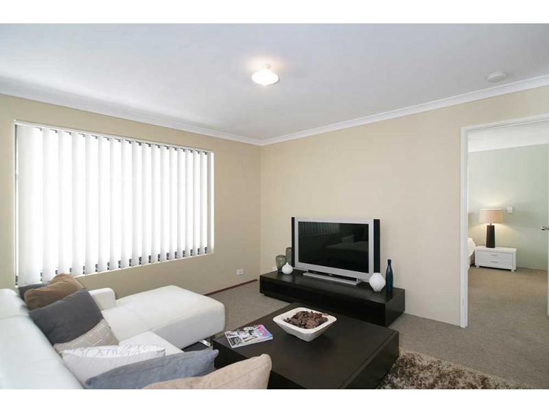 16 Kemshall Way, Maddington WA 6109