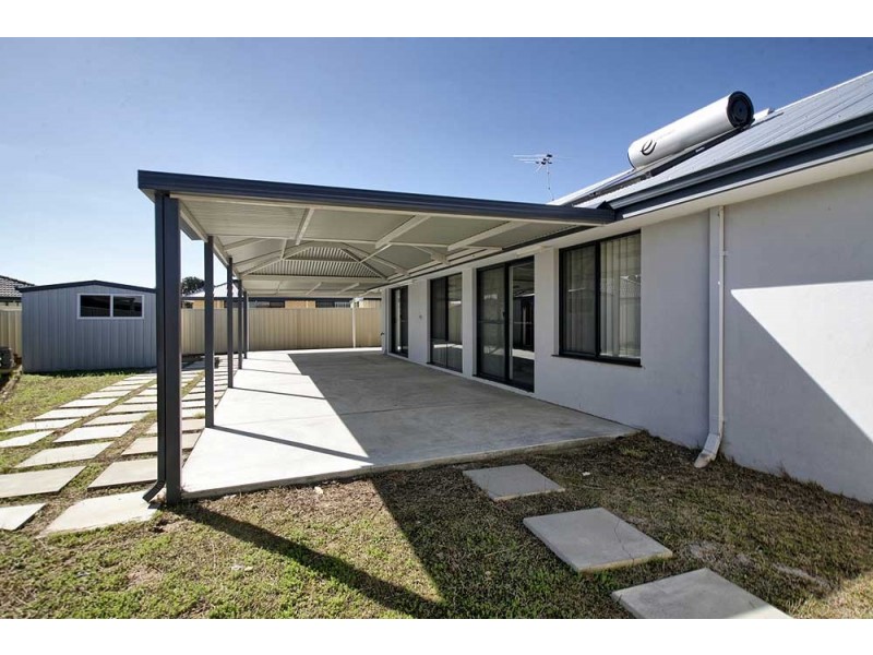 16 Kemshall Way, Maddington WA 6109