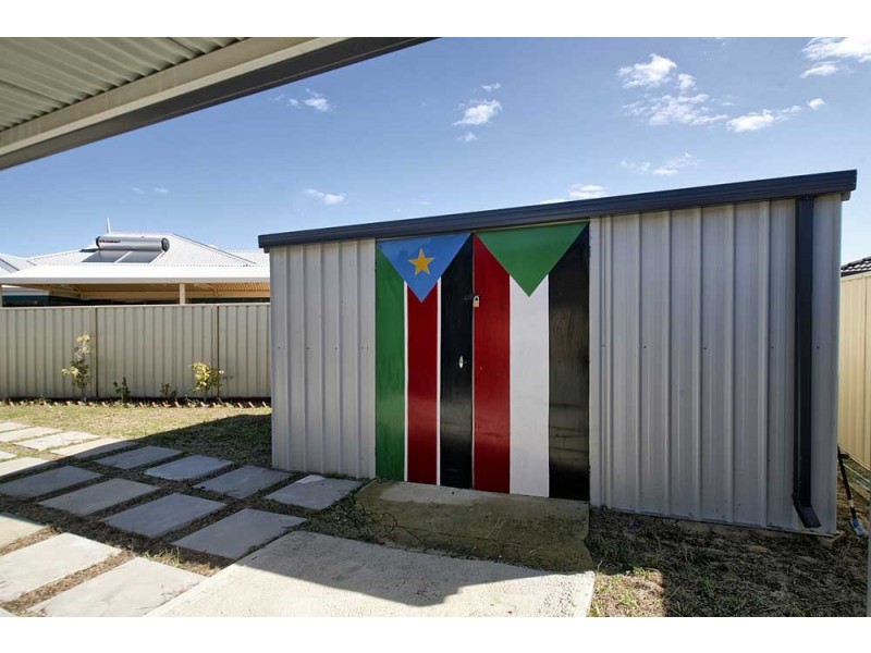 16 Kemshall Way, Maddington WA 6109