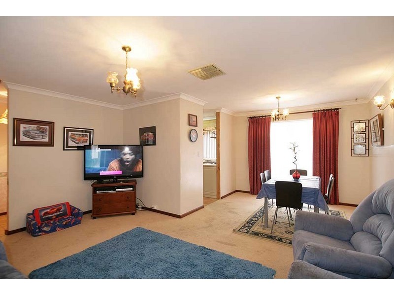 42 Huntingdale Road, Huntingdale WA 6110