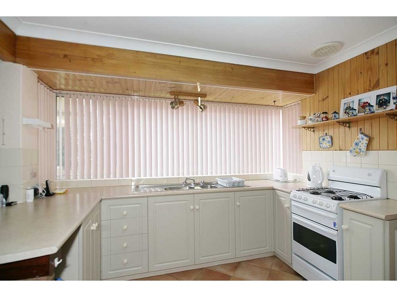 42 Huntingdale Road, Huntingdale WA 6110