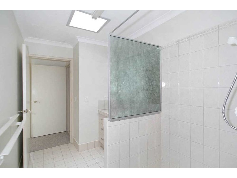 20/24 Southdown Place, Thornlie WA 6108