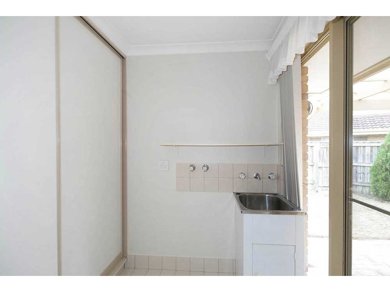 20/24 Southdown Place, Thornlie WA 6108