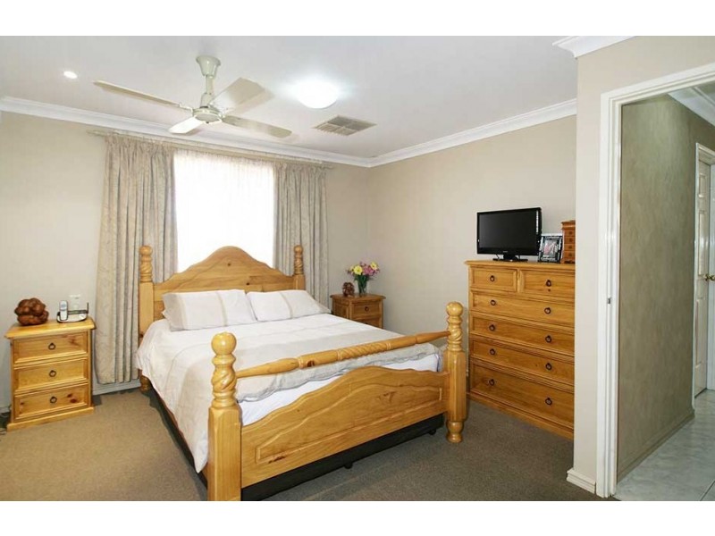 3 Boongala Cct, Canning Vale WA 6155