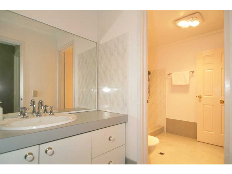 3 Boongala Cct, Canning Vale WA 6155