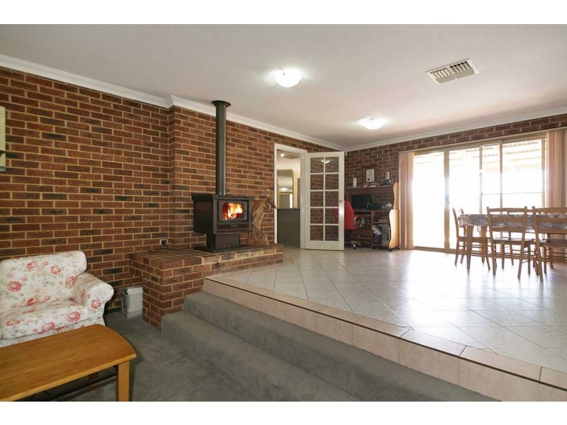 3 Boongala Cct, Canning Vale WA 6155