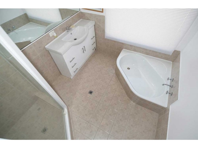 3 Boongala Cct, Canning Vale WA 6155