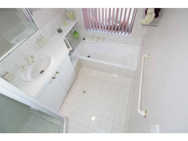 3 Boongala Cct, Canning Vale WA 6155