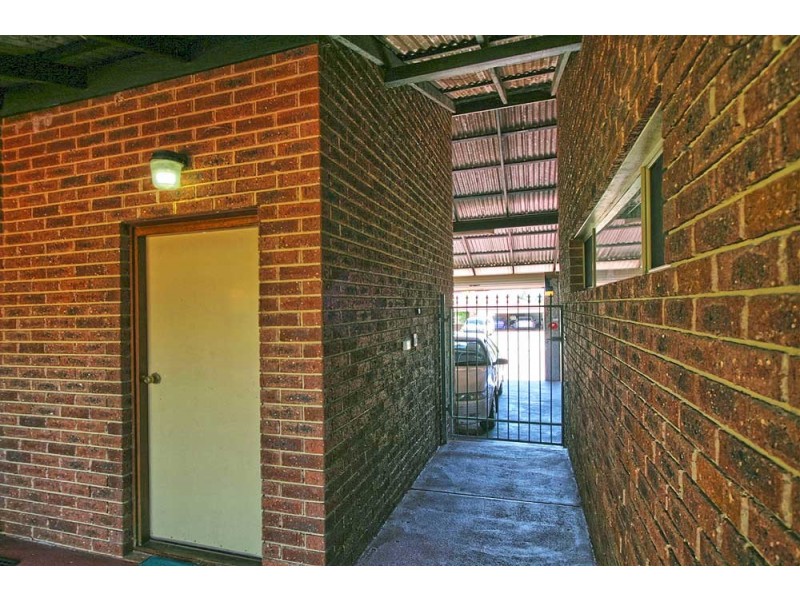 3 Boongala Cct, Canning Vale WA 6155