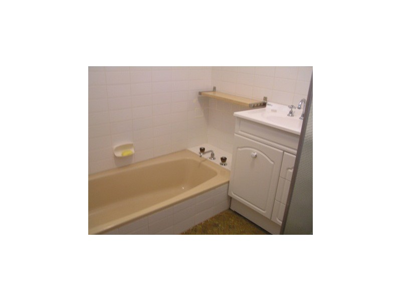 49 Regency Drive, Thornlie WA 6108