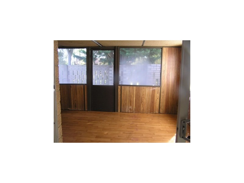 49 Regency Drive, Thornlie WA 6108