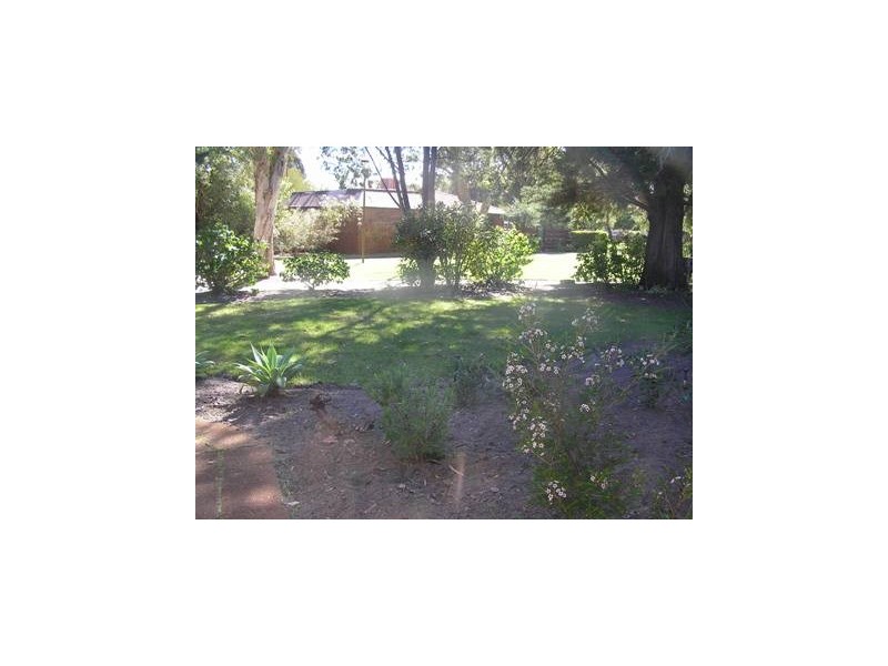 49 Regency Drive, Thornlie WA 6108