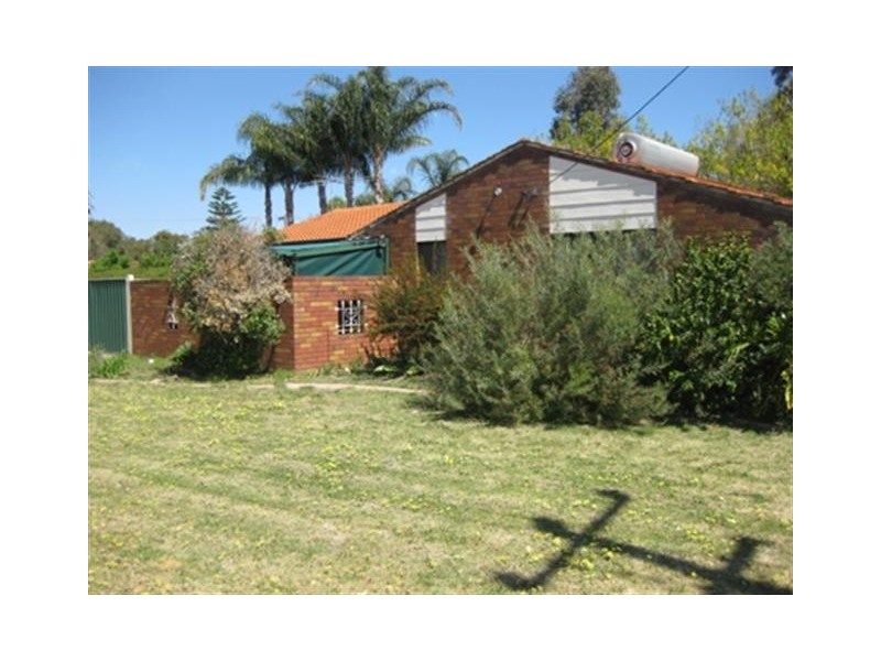 1 Becket Court, Camillo WA 6111