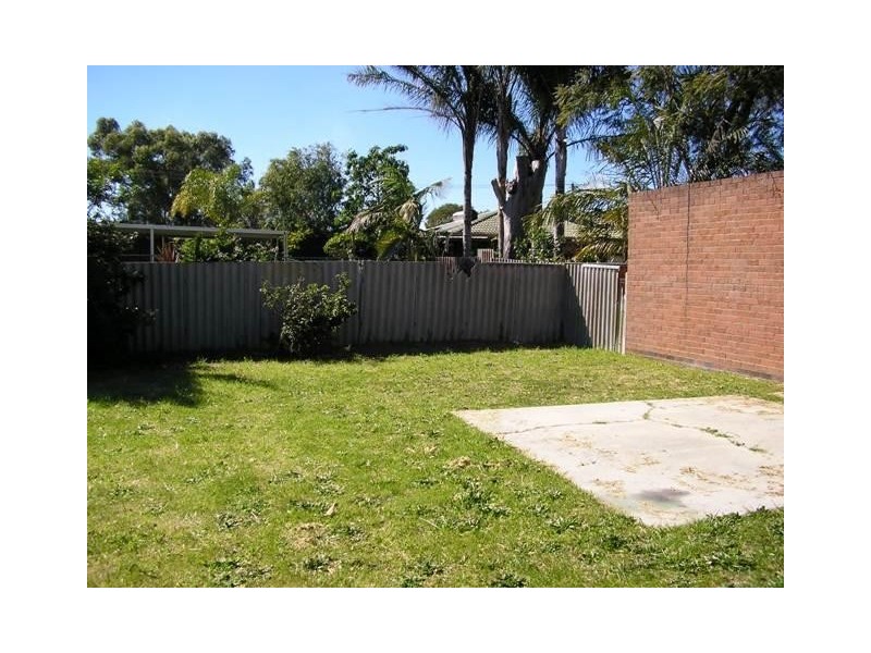 62  Weston Street, Maddington WA 6109