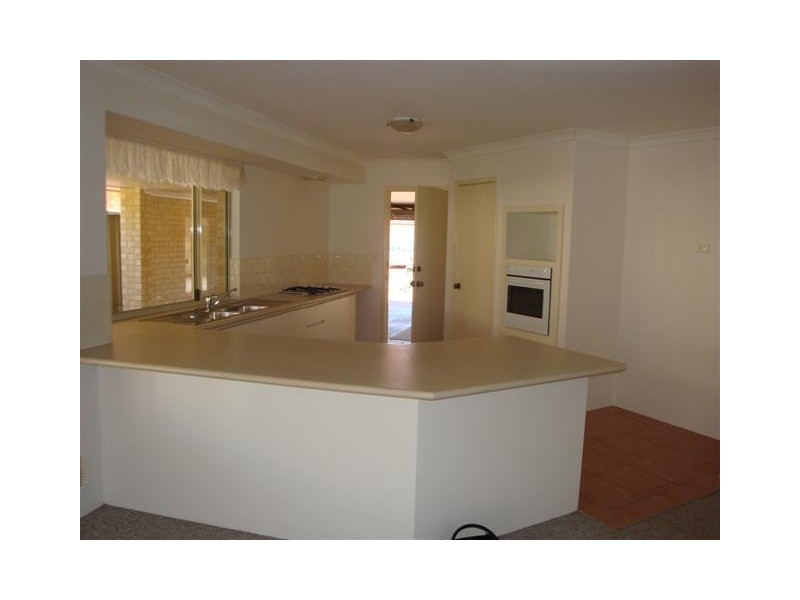 8 Oxburgh Link, Success WA 6164