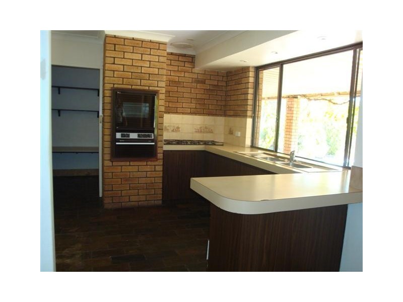 41 Shamrock Way, Huntingdale WA 6110