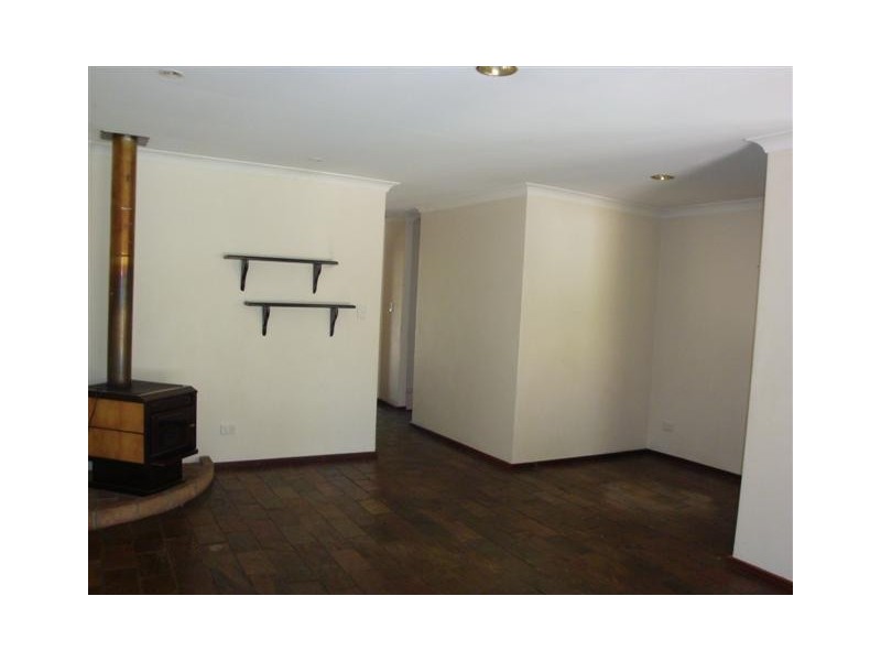 41 Shamrock Way, Huntingdale WA 6110