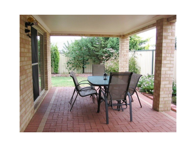 6 Oxburgh Link, Success WA 6164