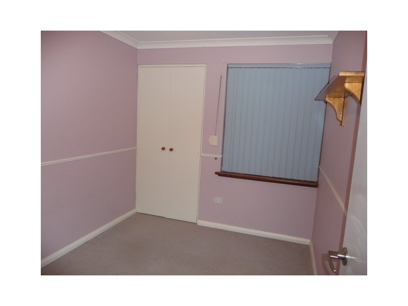 19 Forest Lakes Drive, Thornlie WA 6108