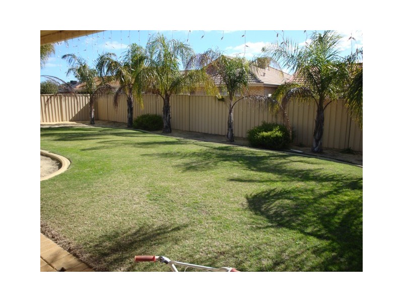 51  Leatherwood Way, Huntingdale WA 6110