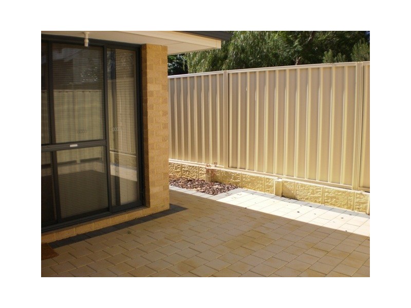 3/69 Bert Street, Gosnells WA 6110