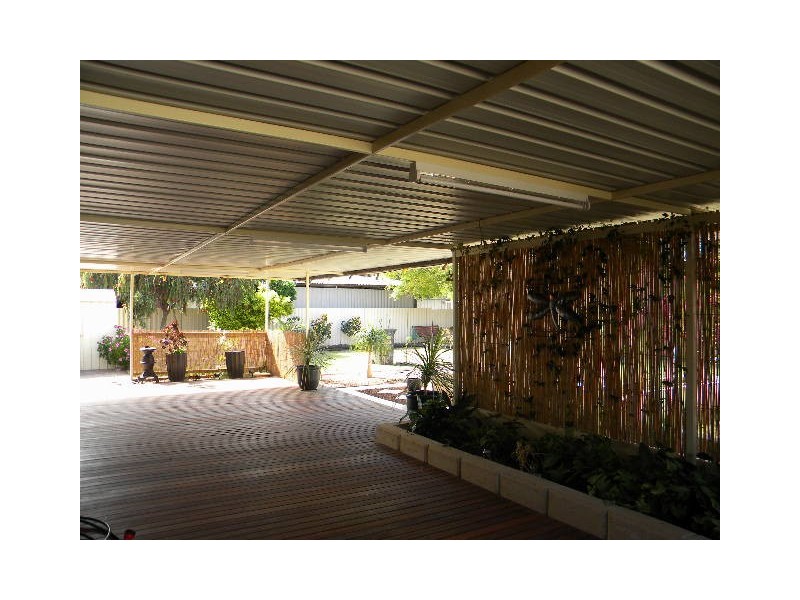 18 Brumby Place, Armadale WA 6112