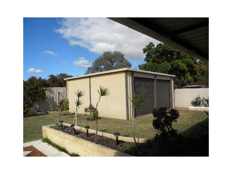 18 Brumby Place, Armadale WA 6112