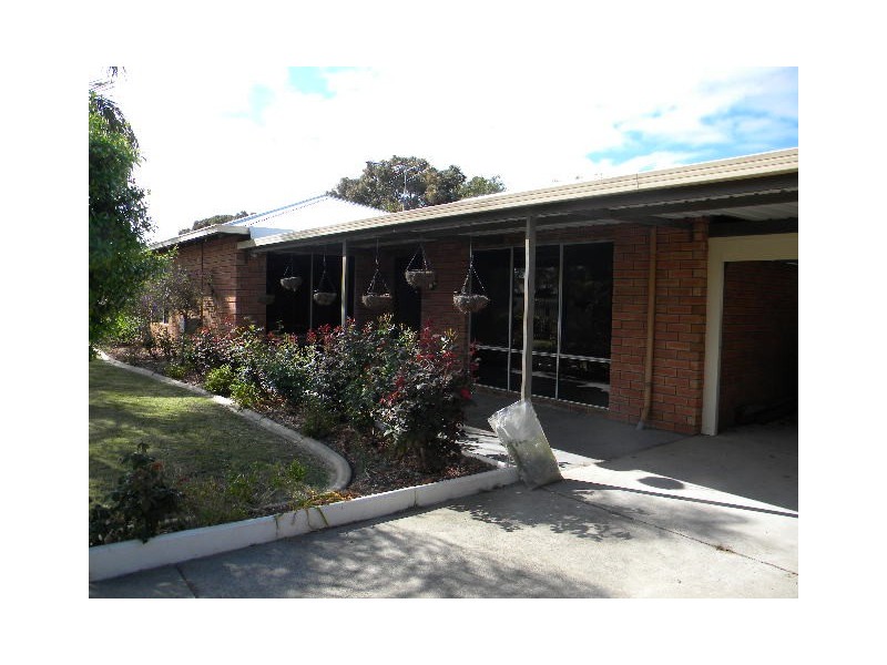 18 Brumby Place, Armadale WA 6112