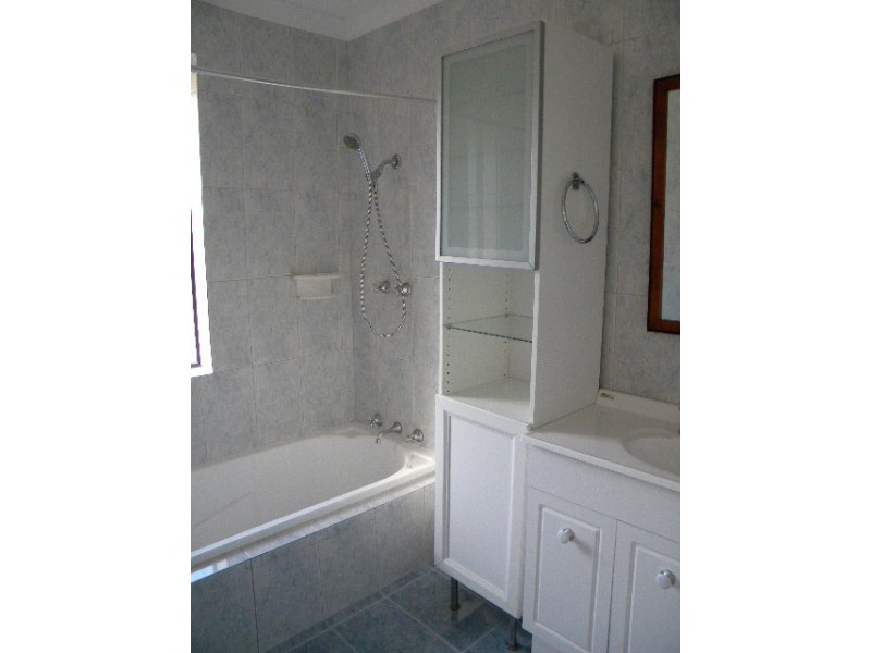 80 Greenway Avenue, Thornlie WA 6108