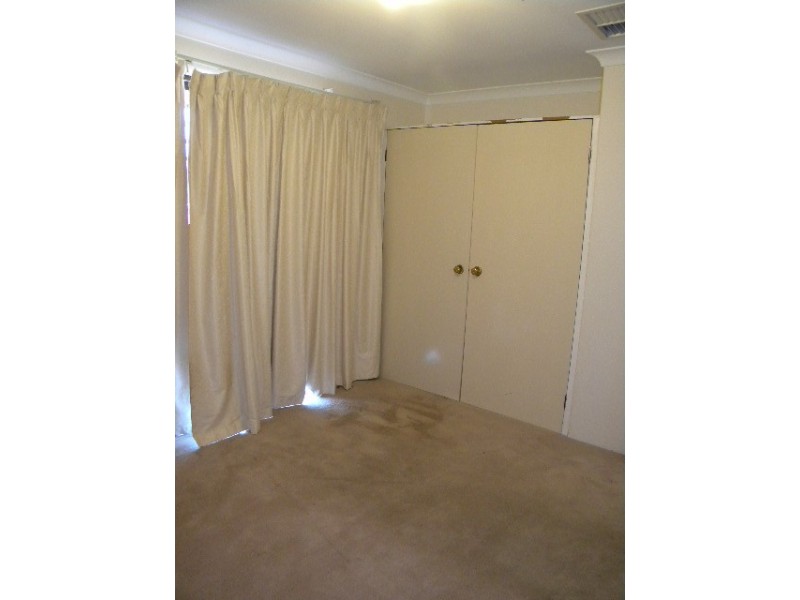 80 Greenway Avenue, Thornlie WA 6108