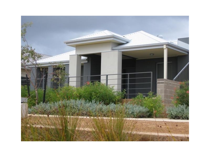 7 Roudnice Lane, Champion Lakes WA 6111