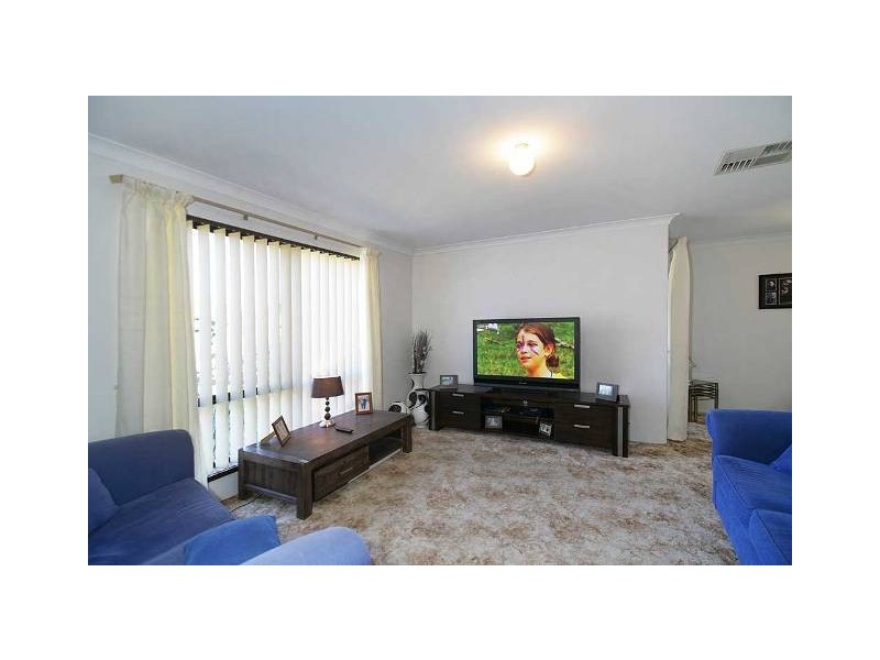 3 Fantail Way, Huntingdale WA 6110