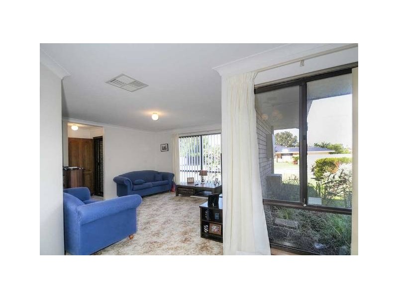 3 Fantail Way, Huntingdale WA 6110