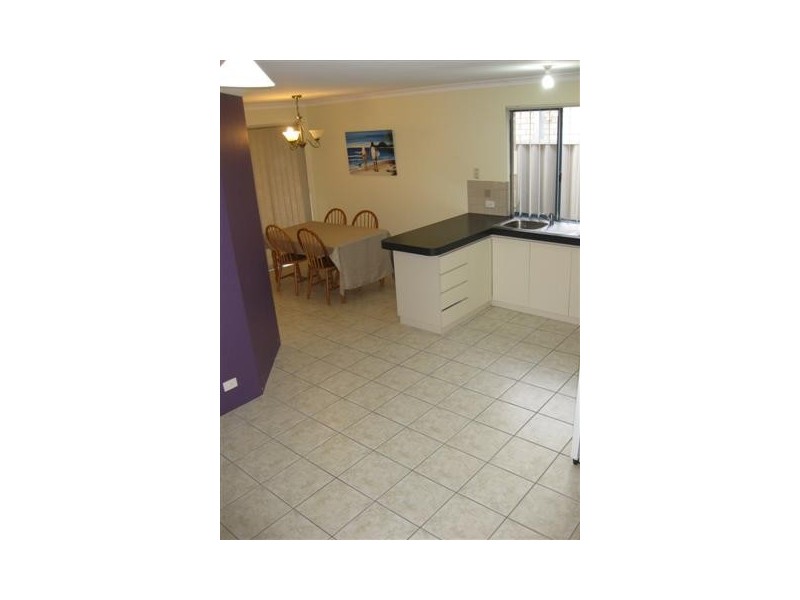 4 / 211 Brixton Street, Kenwick WA 6107