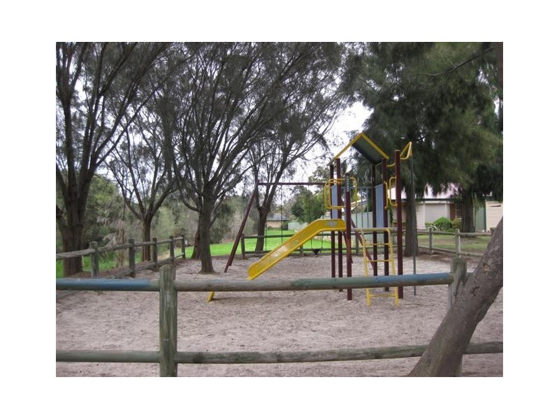 2 Cavenagh Court, Beckenham WA 6107