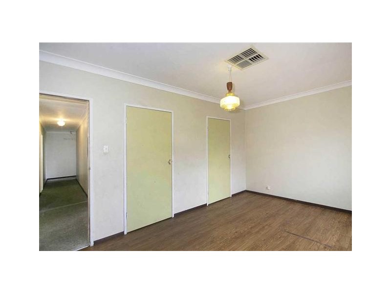 99 Harpenden Street, Huntingdale WA 6110