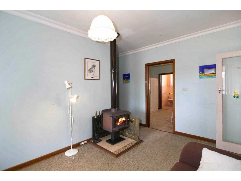 34 River Avenue, Maddington WA 6109