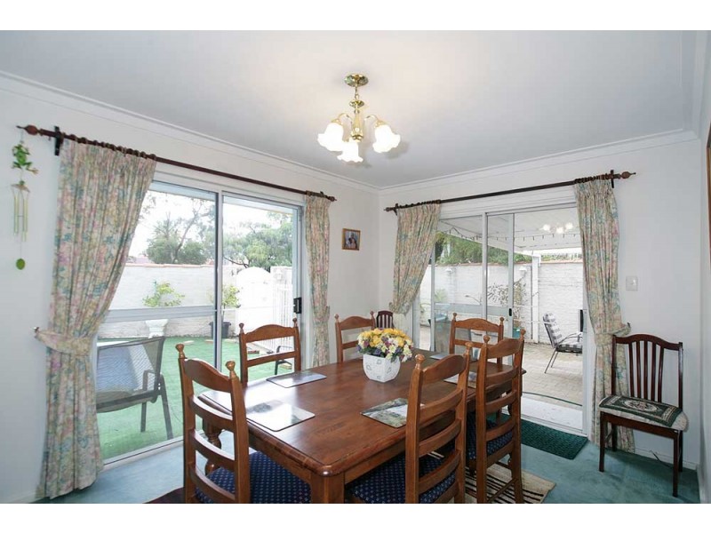 123 Regency Drive, Thornlie WA 6108