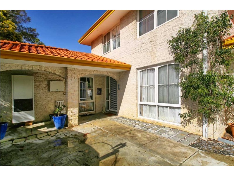 123 Regency Drive, Thornlie WA 6108