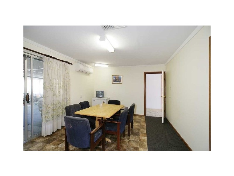 6 Mercer Place, Thornlie WA 6108