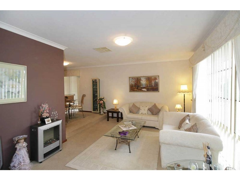 50 Ashburton Drive, Gosnells WA 6110