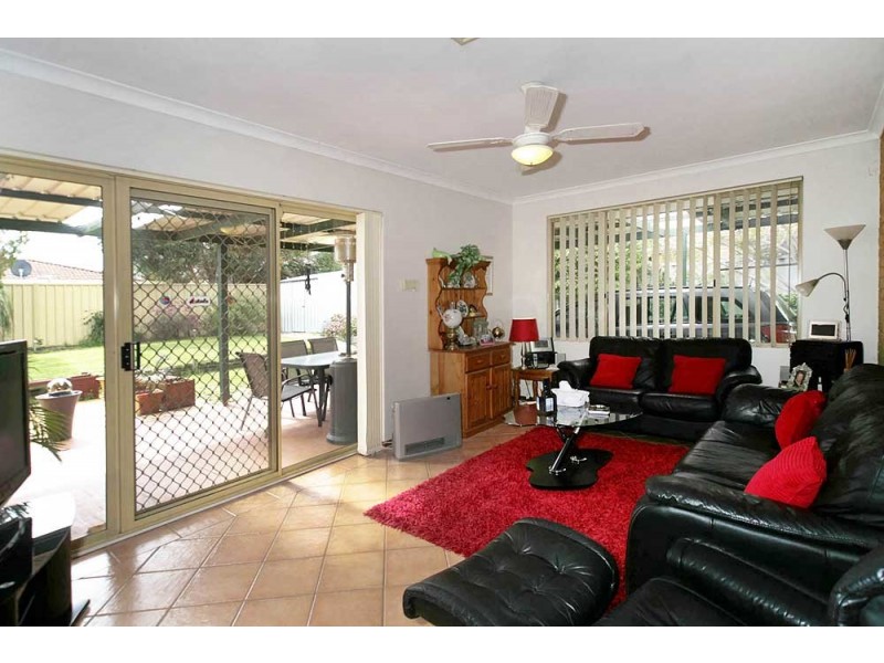 50 Ashburton Drive, Gosnells WA 6110