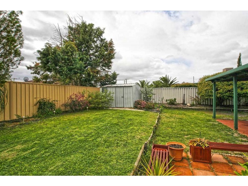 50 Ashburton Drive, Gosnells WA 6110