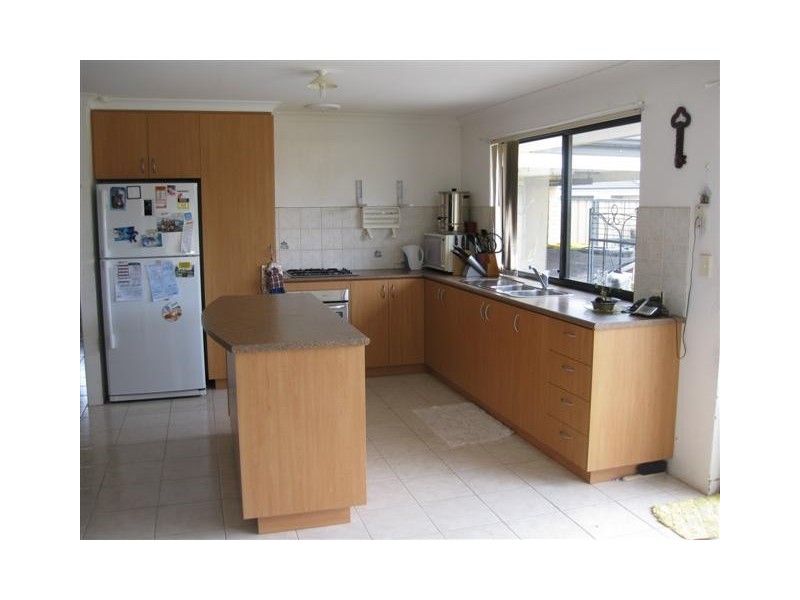 9 Daly Circle, Langford WA 6147