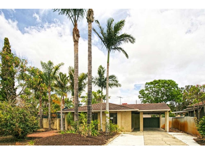 10  Leone Street, Thornlie WA 6108