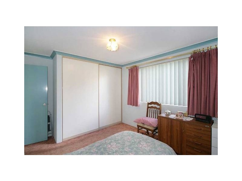 25/24 Southdown Place, Thornlie WA 6108